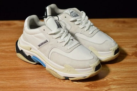 Value-driven Balenciaga Triple S White Suede  500597 W0971 9000 Lightweight 6217