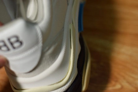 Value-driven Balenciaga Triple S White Suede  500597 W0971 9000 Lightweight 6217