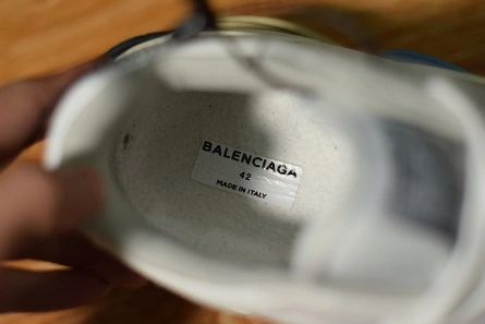 Value-driven Balenciaga Triple S White Suede  500597 W0971 9000 Lightweight 6217