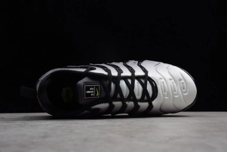 Pricetag-smart BestValue 2743 Nike Air VaporMax Plus Black Volt 924453-009
