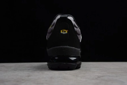 Pricetag-smart BestValue 2743 Nike Air VaporMax Plus Black Volt 924453-009