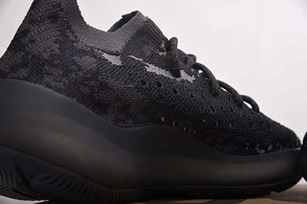 Non-authentic version BestValue 4094 ADIDAS YEEZY BOOST 350 V3 FB7876