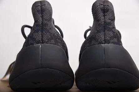 Non-authentic version BestValue 4094 ADIDAS YEEZY BOOST 350 V3 FB7876