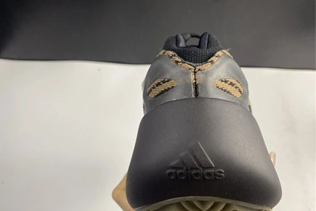 Accessible luxury Bold 277 adidas Yeezy 700 V3 “Eremiel” GY0189