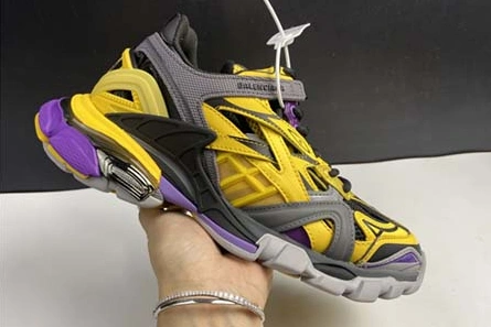Style match Bold 380 BALENCIAGA SNEAKER TESS.S.GOMMA 4.0 GREY AND YELLOW 568615 W2GN1 2027