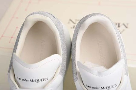 Designer inspired Breathable 576 ALEXANDER MCQUEEN SOLE SNEAKERS -462214-WHGP7-9374 GRAY