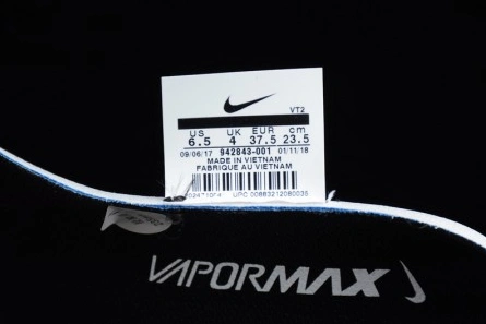 Clearance-priced Breathable 6504 Nike Air Vapormax Flyknit 2.0 Running Sneakers Black Grey mens 942842-001