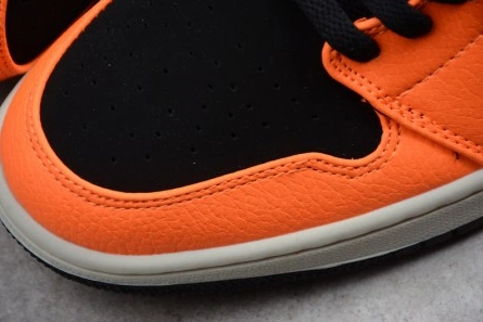 Master copy Breathable 8147 Air Jordan 1 Mid Black Orange 554724-062