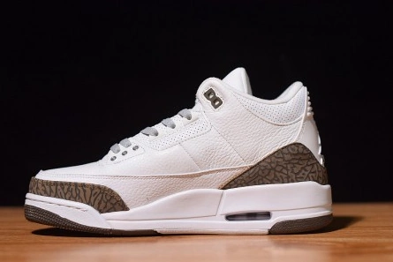 Bright 4911 Air Jordan 3 Mocha  136064-122