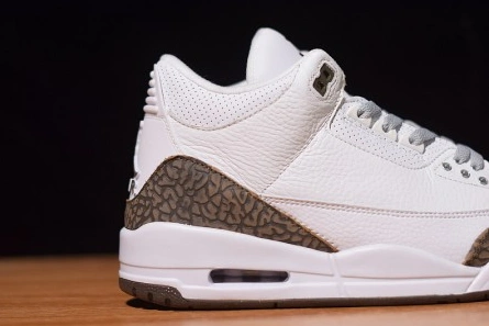 Master copy Bright 4911 Air Jordan 3 Mocha  136064-122