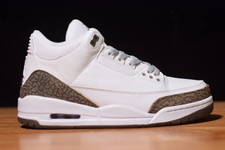 Master copy Bright 4911 Air Jordan 3 Mocha  136064-122