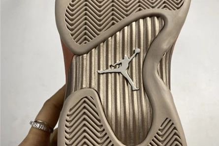 Close-to-original CLOT x Air Jordan 14 Low DC9857-200 Cozy 7200