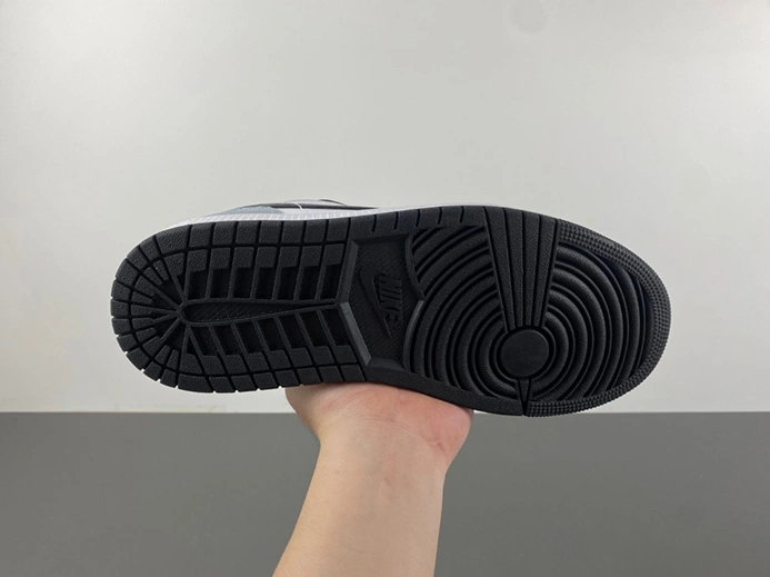 Low-cost Classic 4041 Air Jordan 1 Low 553558-132T