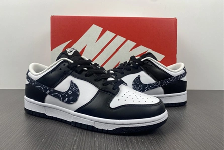Clearance-priced Classic 946 Nike Dunk Low Essential Paisley Pack Black  DH4401-100