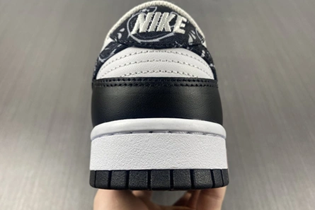 Clearance-priced Classic 946 Nike Dunk Low Essential Paisley Pack Black  DH4401-100