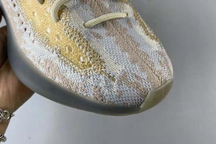 High-tier replica Comfortable 3219 Yeezy Boost 380 “Blue Oat Reflective” FZ1269