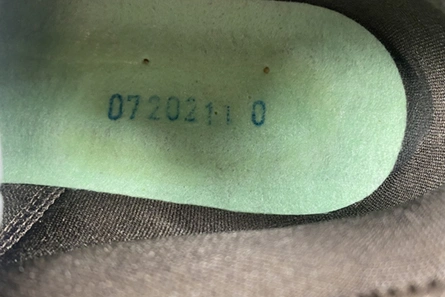 1:1 copy Comfortable 3586 Travis Scott x Nike Air Max 1 Colorway Has Surfaced DO9392-701