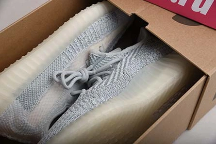 Price-wise Comfortable 6763 ADIDAS YEEZY BOOST 350 V2 CLOUD WHITE REFLECTIVE FW5317