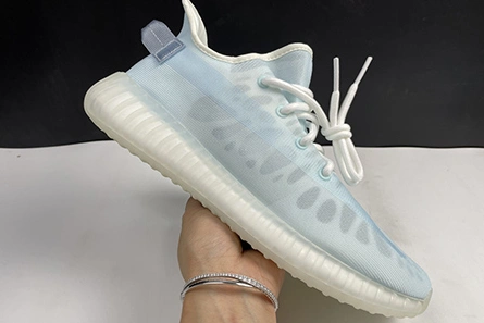 Compact 189 adidas Yeezy Boost 350 V2 Mono Ice GW2869
