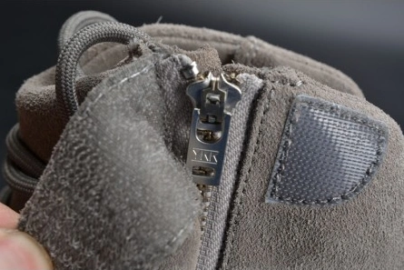 Replica Compact 3646 Adidas Yeezy 750 Boost Light Grey Gum Glow Dark BB1840