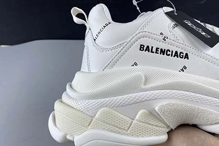 Compact 8327 BALENCIAGA TRIPLE S TRAINERS WHITE LETTERS 541624 W09O1 8013