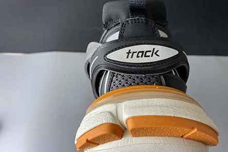 Compact 8859 Balenciaga Track 3.0 542436 W1GB7 2019