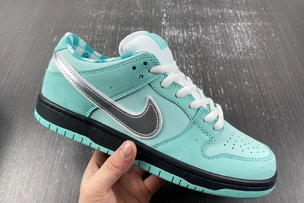 Premium replica Concepts x TIFFANY CO. x Nike SB Dunk Low BV1310-402 EasyMatch 1059