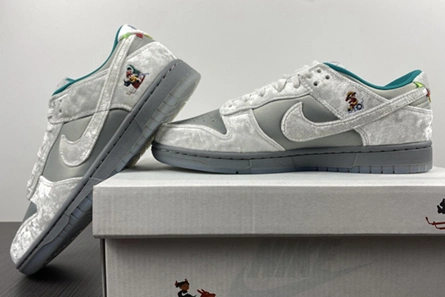 Cozy 5204 Nike Dunk Low Ice  DO2326-001