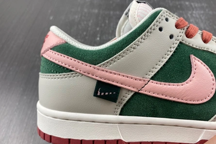 High-tier replica Cozy 5443 Nike Dunk Low SE All Petals United Fir Green (Women's)  FN8923-061