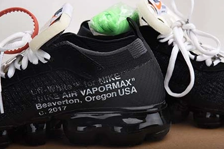 Cozy 6055 The 10: Nike Air Vapormax Fk aa3831-001
