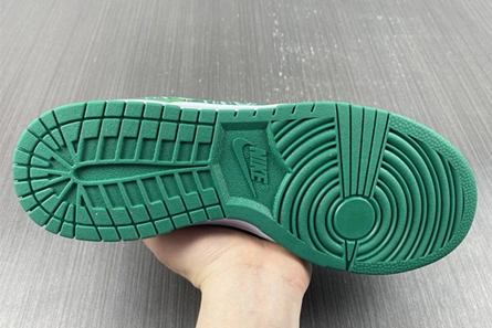 Parallel design Cozy 7149 Nike Dunk Low Essential Paisley Pack Green  DH4401-102