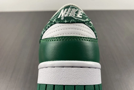 Parallel design Cozy 7149 Nike Dunk Low Essential Paisley Pack Green  DH4401-102