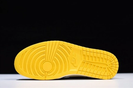 Lookalike DailyWear 3267 Air Jordan 1 No Ls Varsity Maize 861428-107