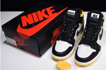 Lookalike DailyWear 3267 Air Jordan 1 No Ls Varsity Maize 861428-107