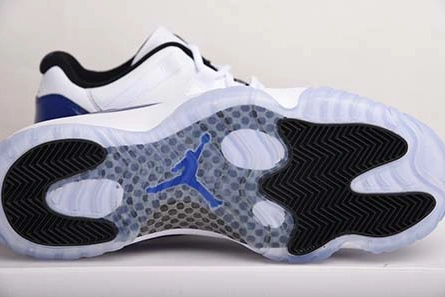 Mirror quality DailyWear 3319 Air Jordan 11 Low WMNS “Concord” AH7860-100