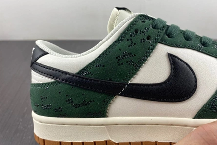 Designer inspired DailyWear 3692 Nike Dunk Low “SKU” FQ8893-397