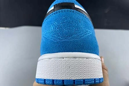 DailyWear 4348 Air Jordan 1 Low “Laser Blue” CK3022-004