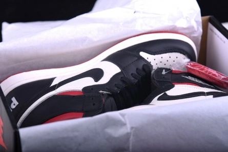 Master copy DailyWear 6808 Air Jordan 1 No Ls Not For Resale Varsity Red 861428-106