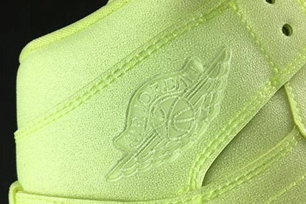 Marked-down Durable 2335 Air Jordan 1 WMNS “Barely Volt” AH7389-700