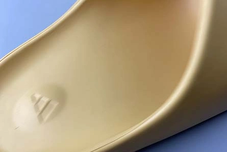 Durable 3636 YEEZY SLIDE DESERT SAND - FW6344
