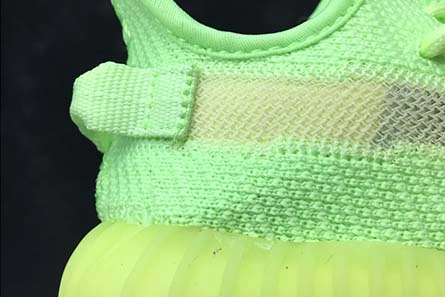 Reproduction Durable 4155 Kids Yeezy Boost 350 V2 GID EG6884