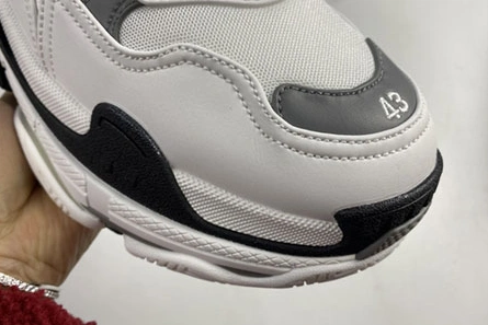 Inspired design Durable 4678 BALENCIAGE TRIPLE TRAINER 536737 W0901 9089