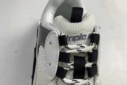Inspired design Durable 4678 BALENCIAGE TRIPLE TRAINER 536737 W0901 9089