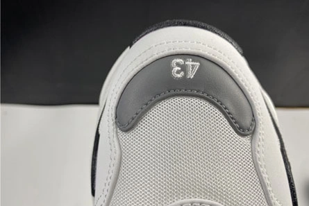 Inspired design Durable 4678 BALENCIAGE TRIPLE TRAINER 536737 W0901 9089