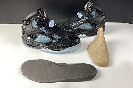 Low-cost Durable 620 Jordan 5 Retro Doernbecher 633068-010