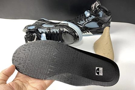 Low-cost Durable 620 Jordan 5 Retro Doernbecher 633068-010