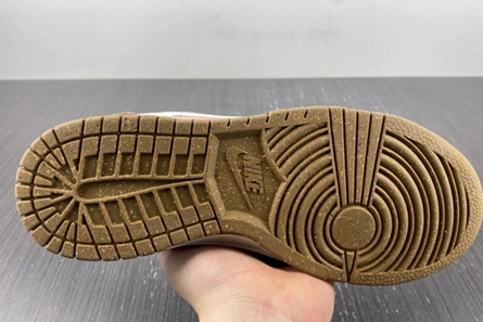 Value-driven Durable 743 Nike Dunk Low SE DO9457-110