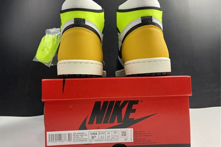 Accessible luxury Durable 8004 Air Jordan 1 High OG “University Gold” 555088-118