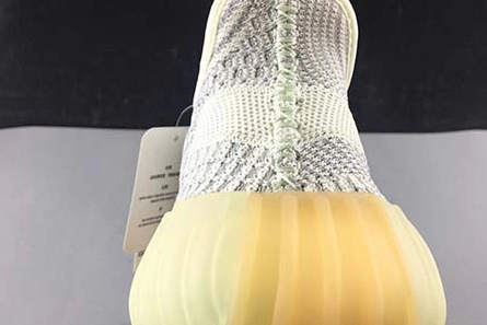Economical EasyMatch 3679 adidas Yeezy Boost 350 V2 YESHAYA non-reflective FX4348