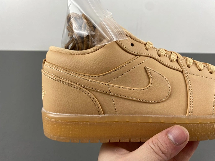 Value-driven EasyMatch 695 Jordan 1 Low SE Sand (Women's)  FZ3972-294